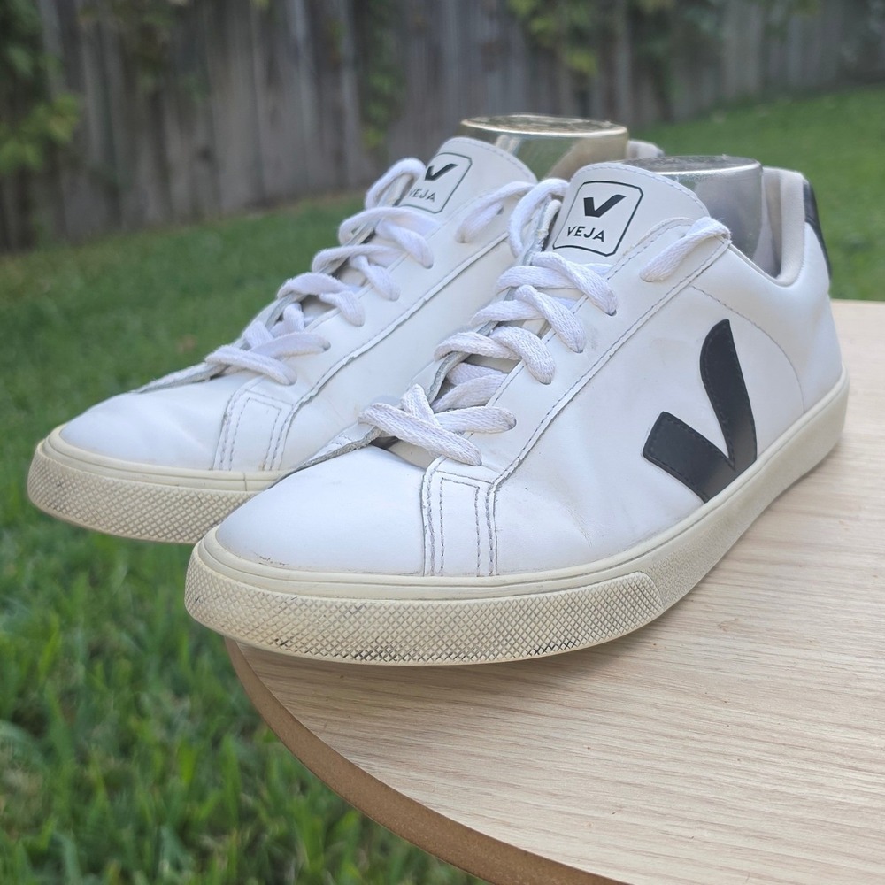 Veja Esplar Leather Sneakers White Black Low Top Lace Up Shoes